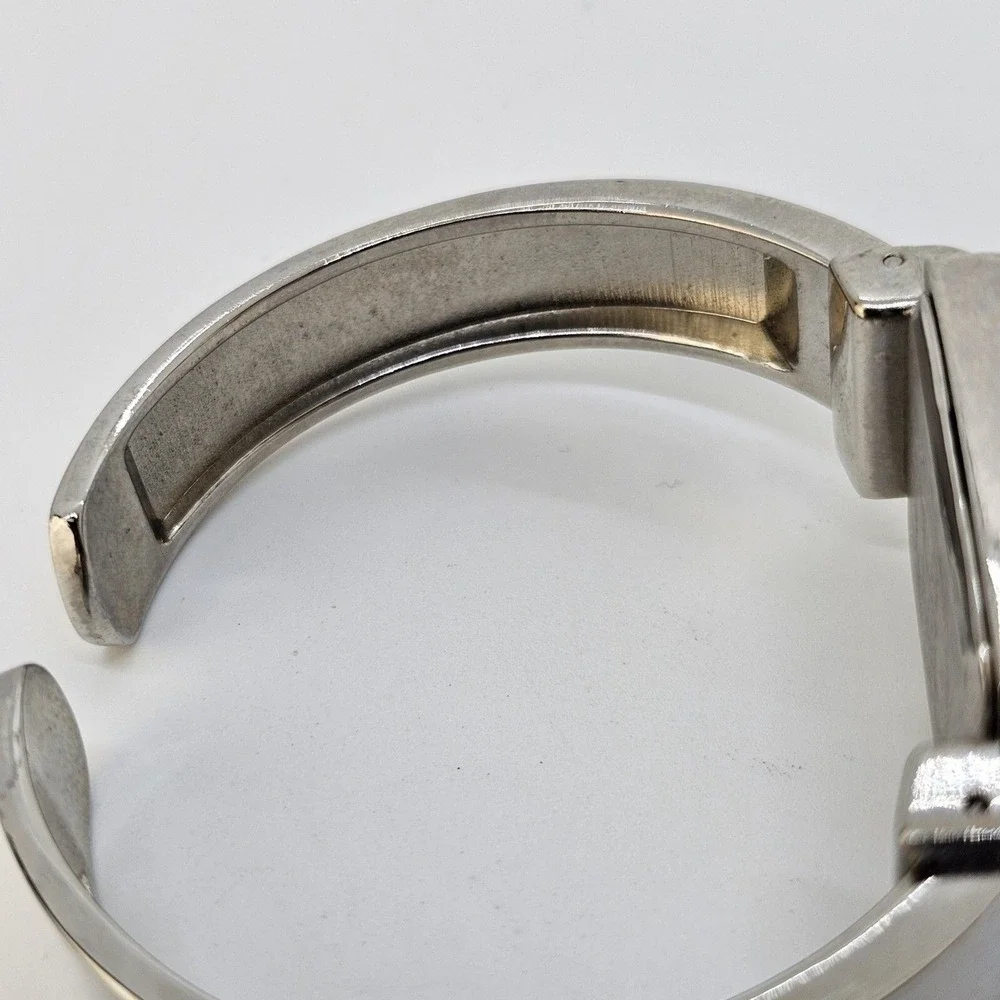 Studio 22MM Women's Bracelet Watch Black Dial Gray Bracelet Band‎ 6